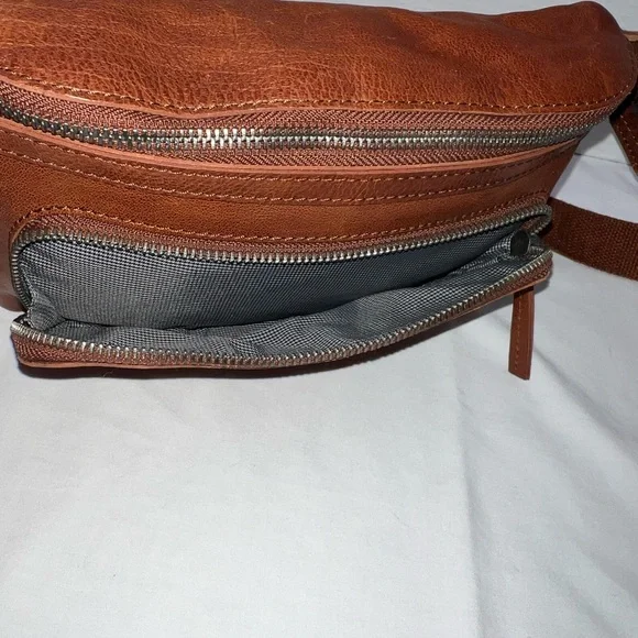 🔥🔥🔥 Spikes & Sparrow Genuine Leather Waist Belt Bag HANDS FREE Brandy New - Picture 7 of 14